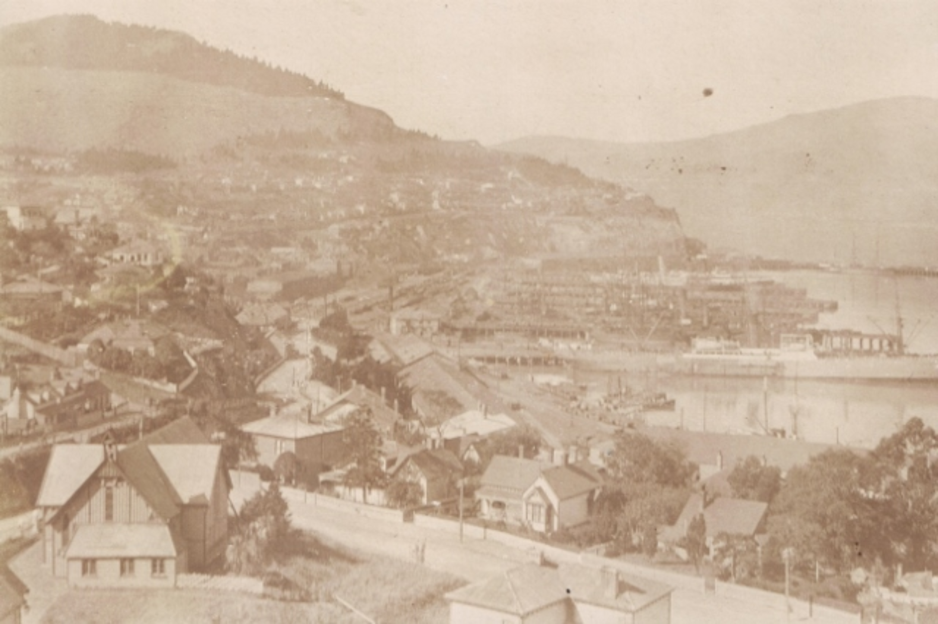 St Saviour’s Church (bottom left) in West Lyttelton, c.a. 1911. Lyttelton Museum.